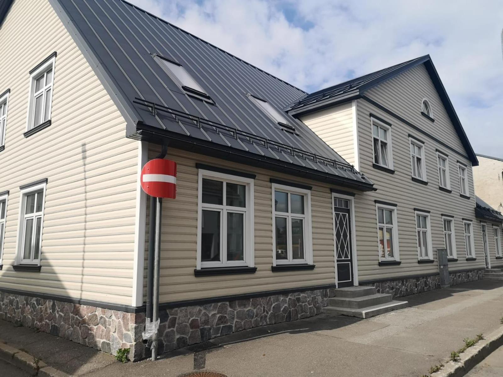 Suur-Posti Apartments Pärnu Dış mekan fotoğraf